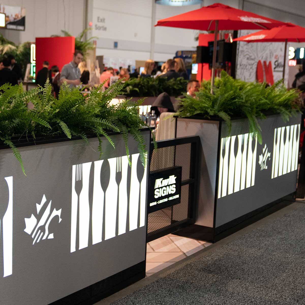 rc-show-pop-up-signage rc-show-pop-up-signage